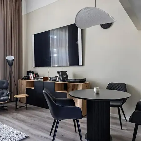 Winston Apartman